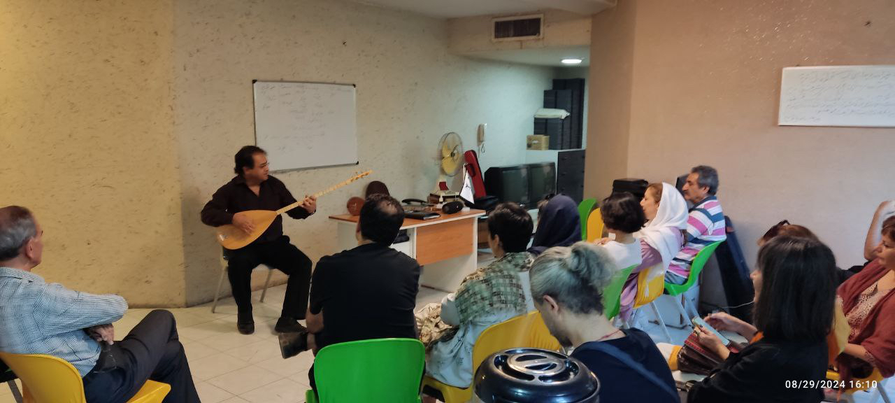 نشست تاریخ تحلیلی موسیقی ایران