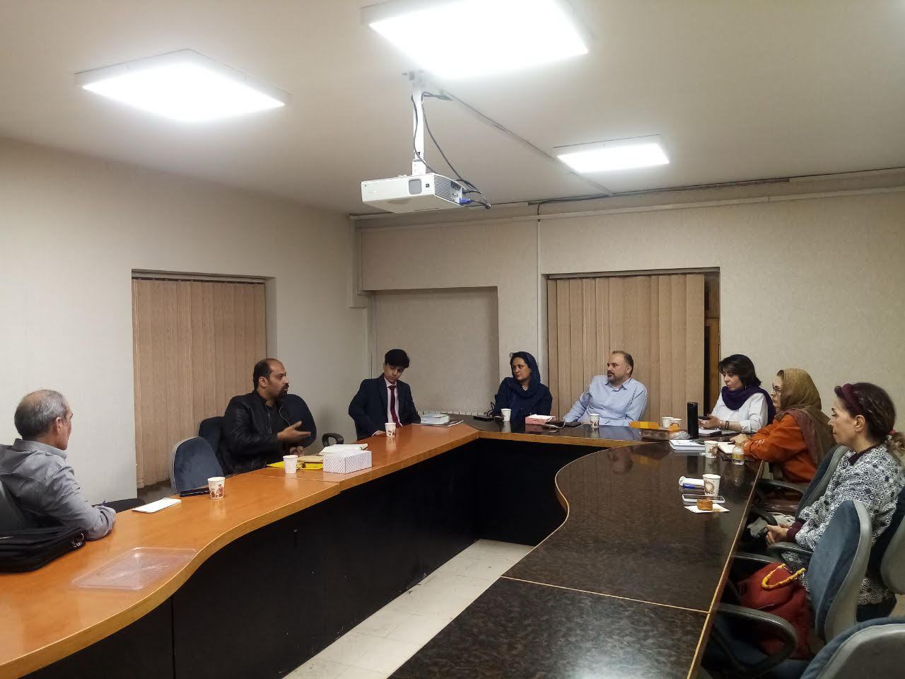 نشست حضوری کارگروه تاریخ