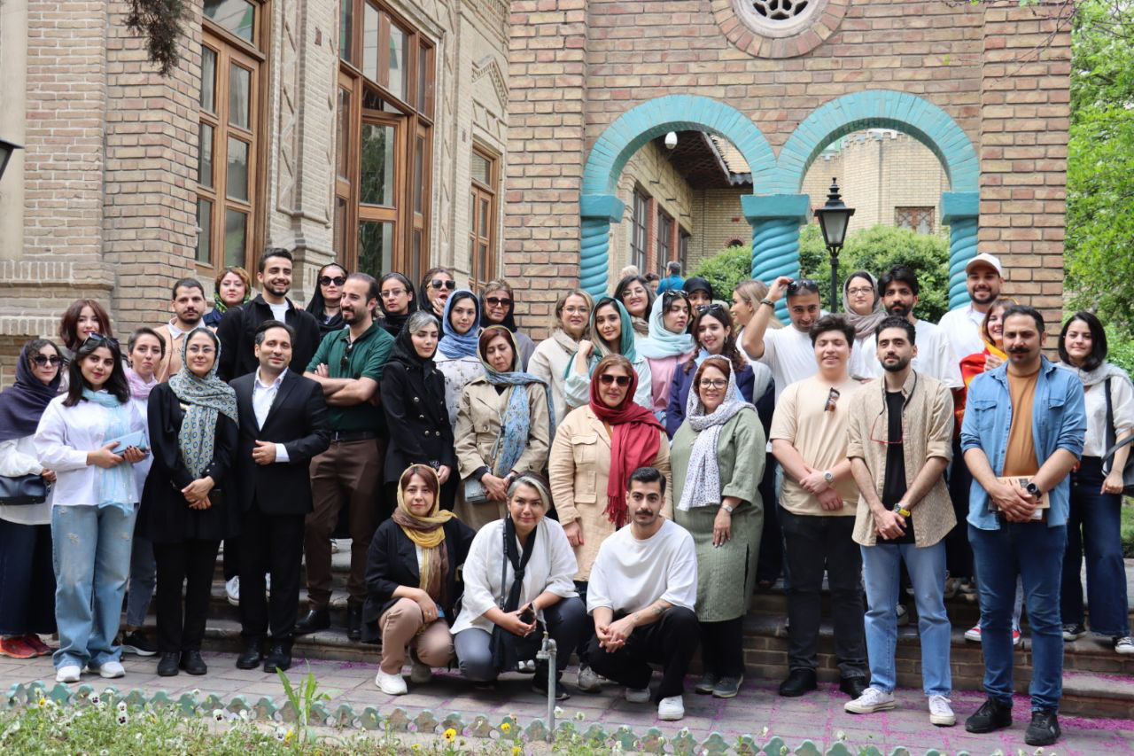 بازدید از خانه مقدم